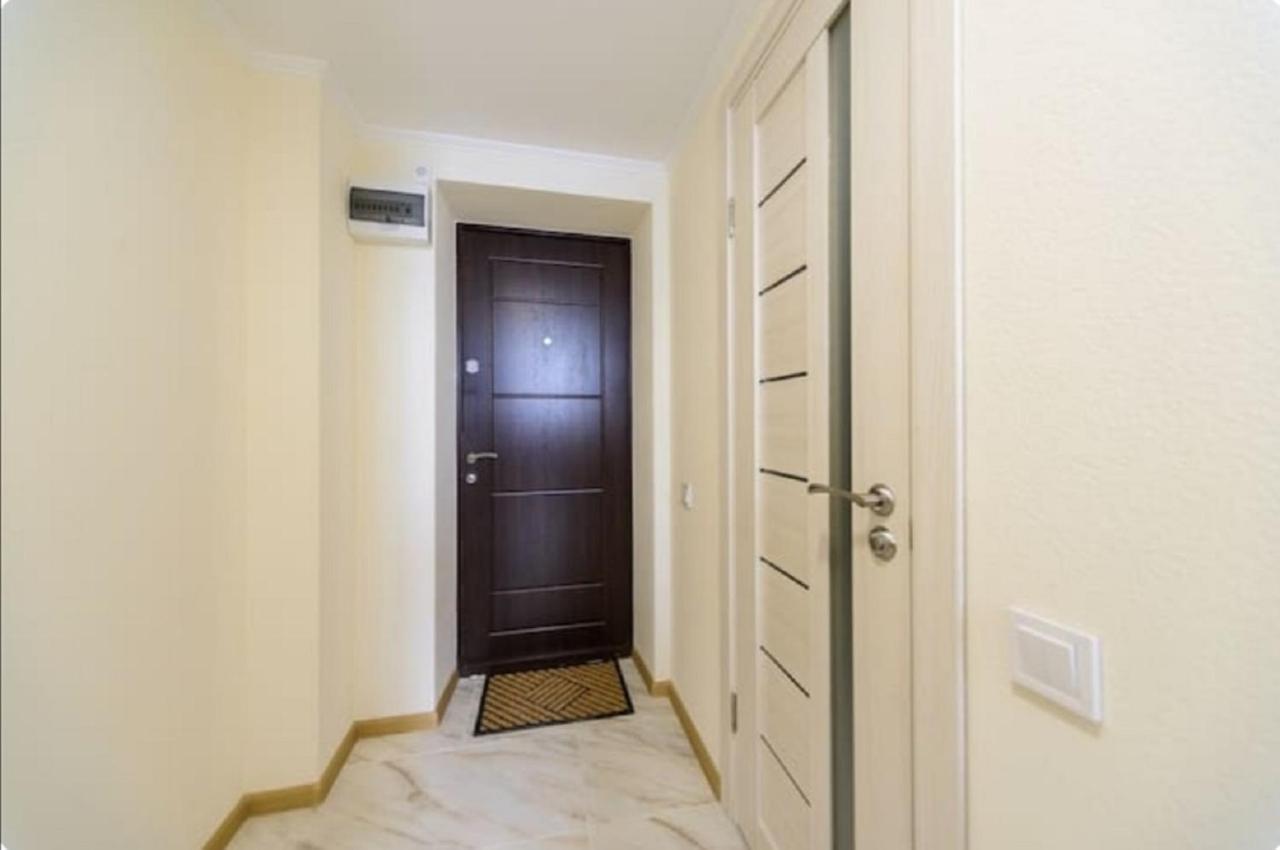 Loft Smart House Apartment Kiev Bagian luar foto